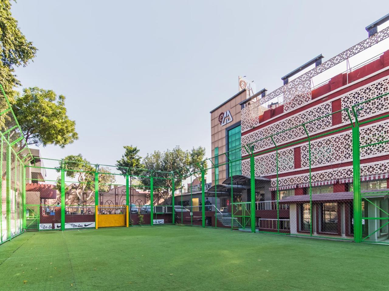 ホテル Citi Club カーンプル エクステリア 写真