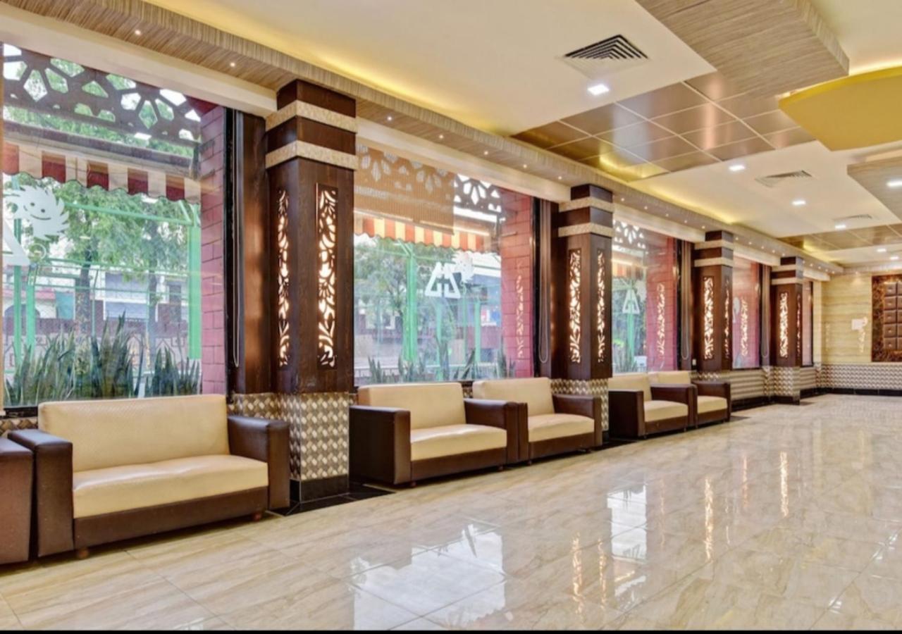 ホテル Citi Club カーンプル エクステリア 写真