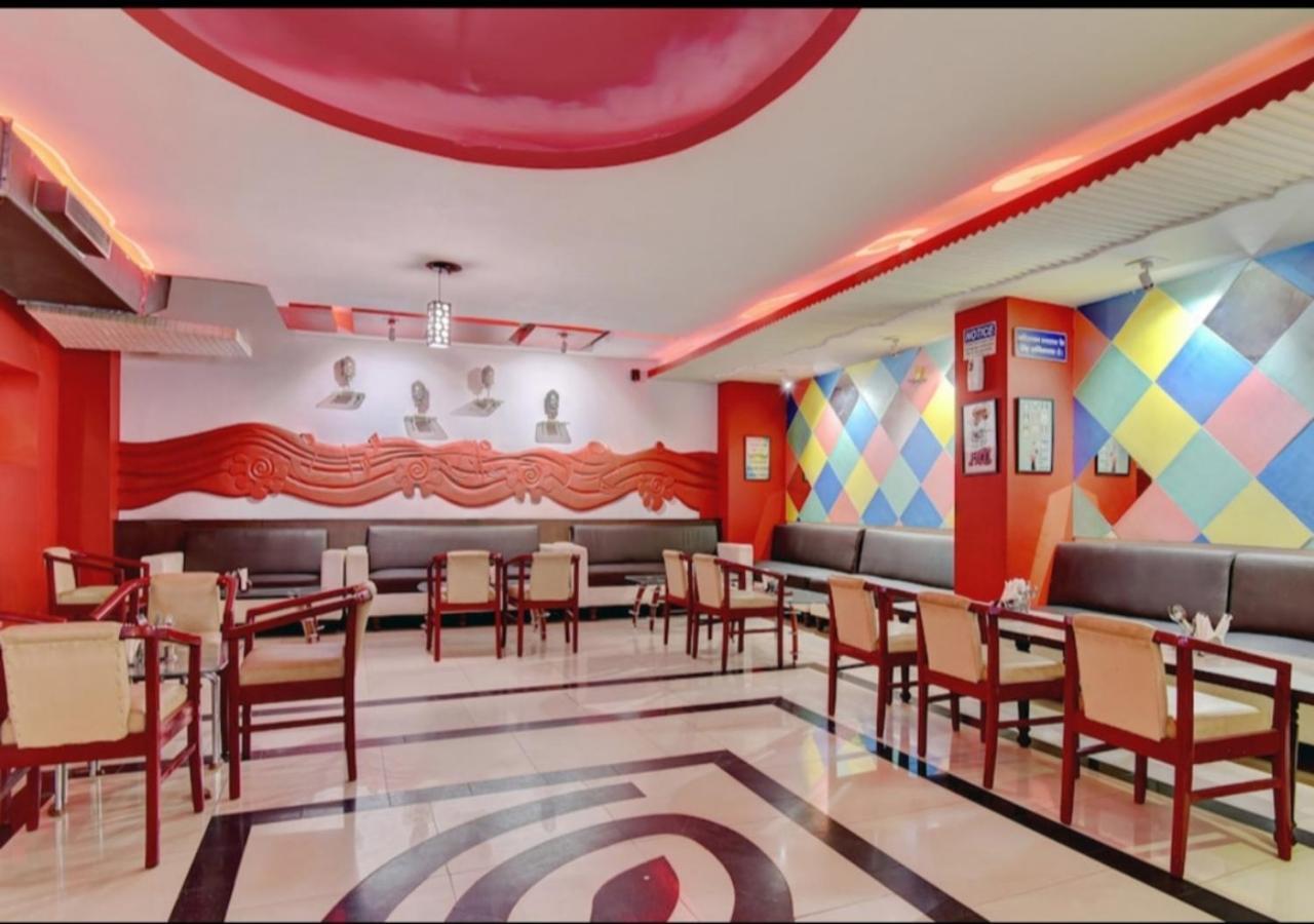 ホテル Citi Club カーンプル エクステリア 写真
